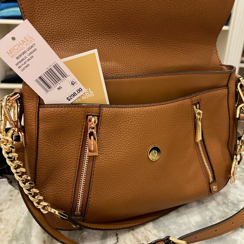 Michael Kors purse